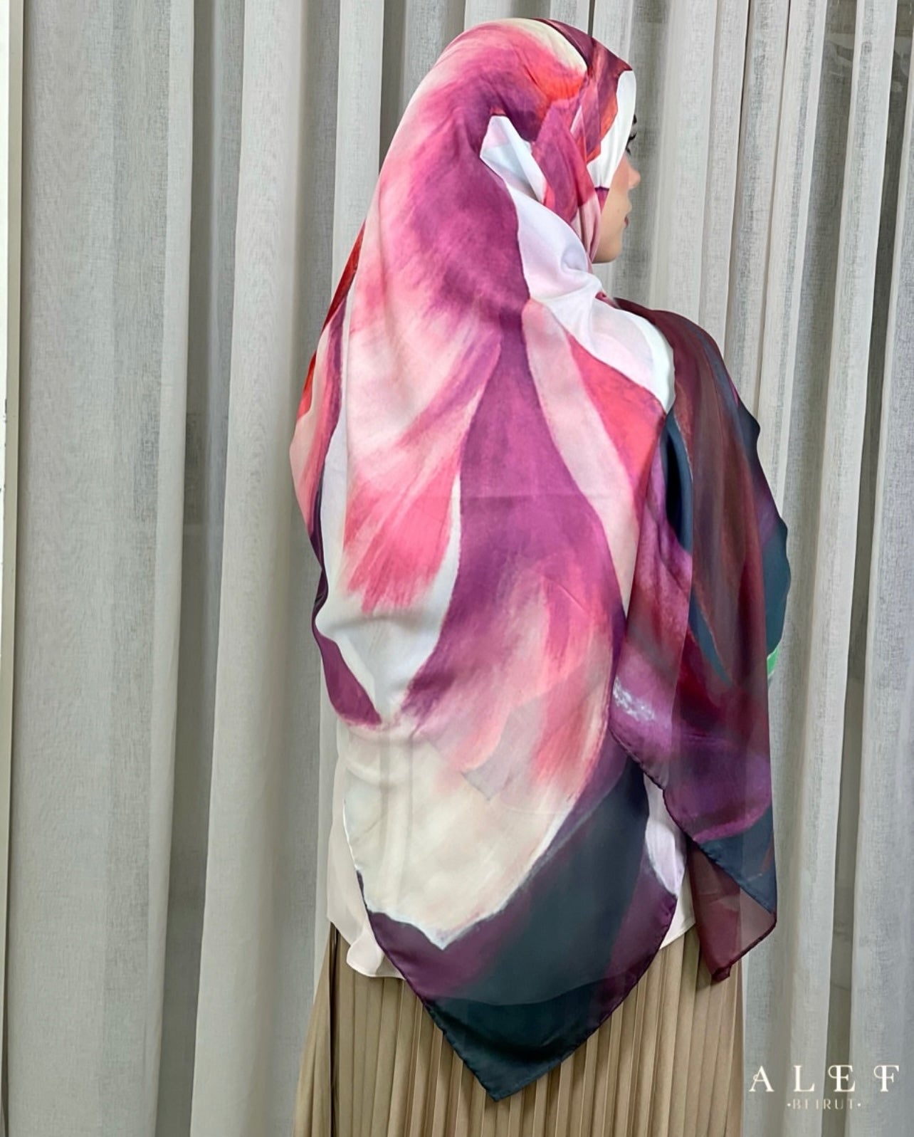 "Areej" Light-silk echarpe